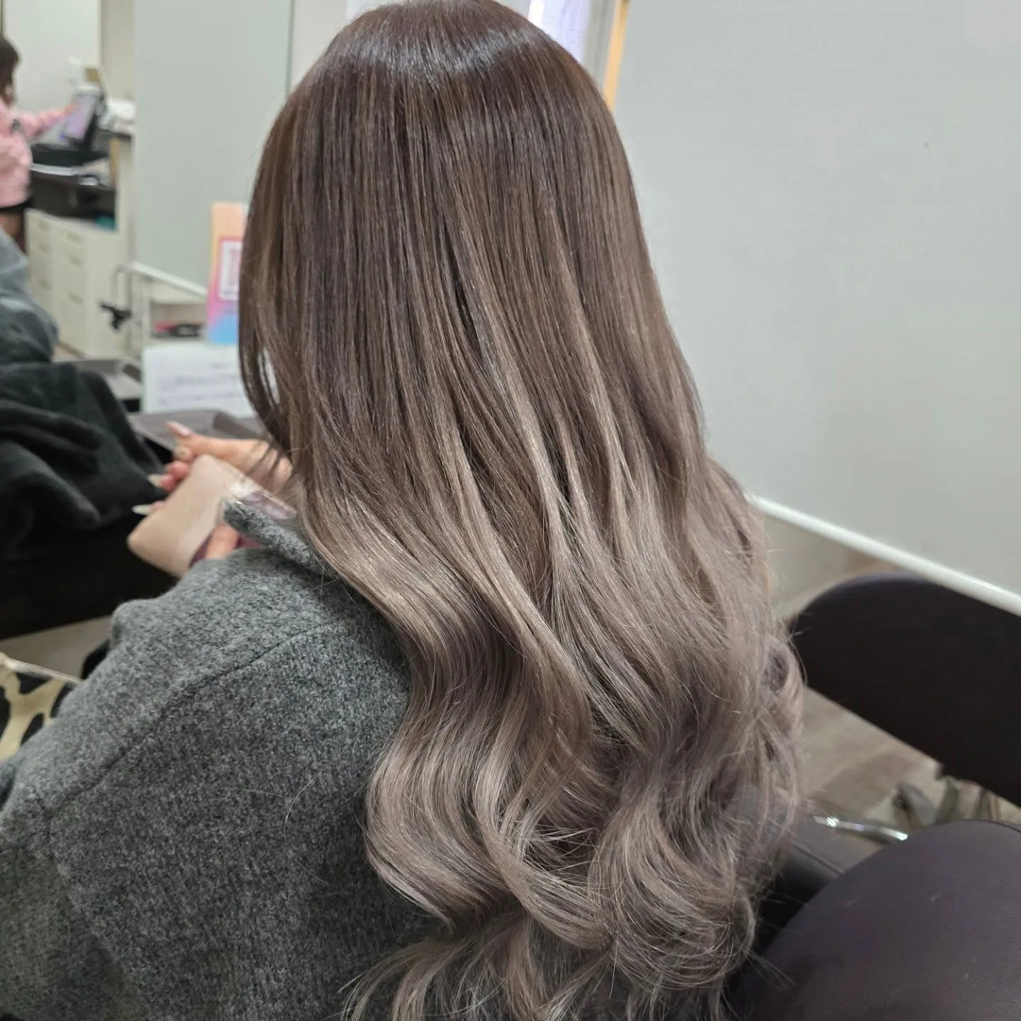 スモーキーグレイ🎵